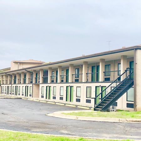 Motel Super 8 By Wyndham-Tupelo Airport Exteriér fotografie