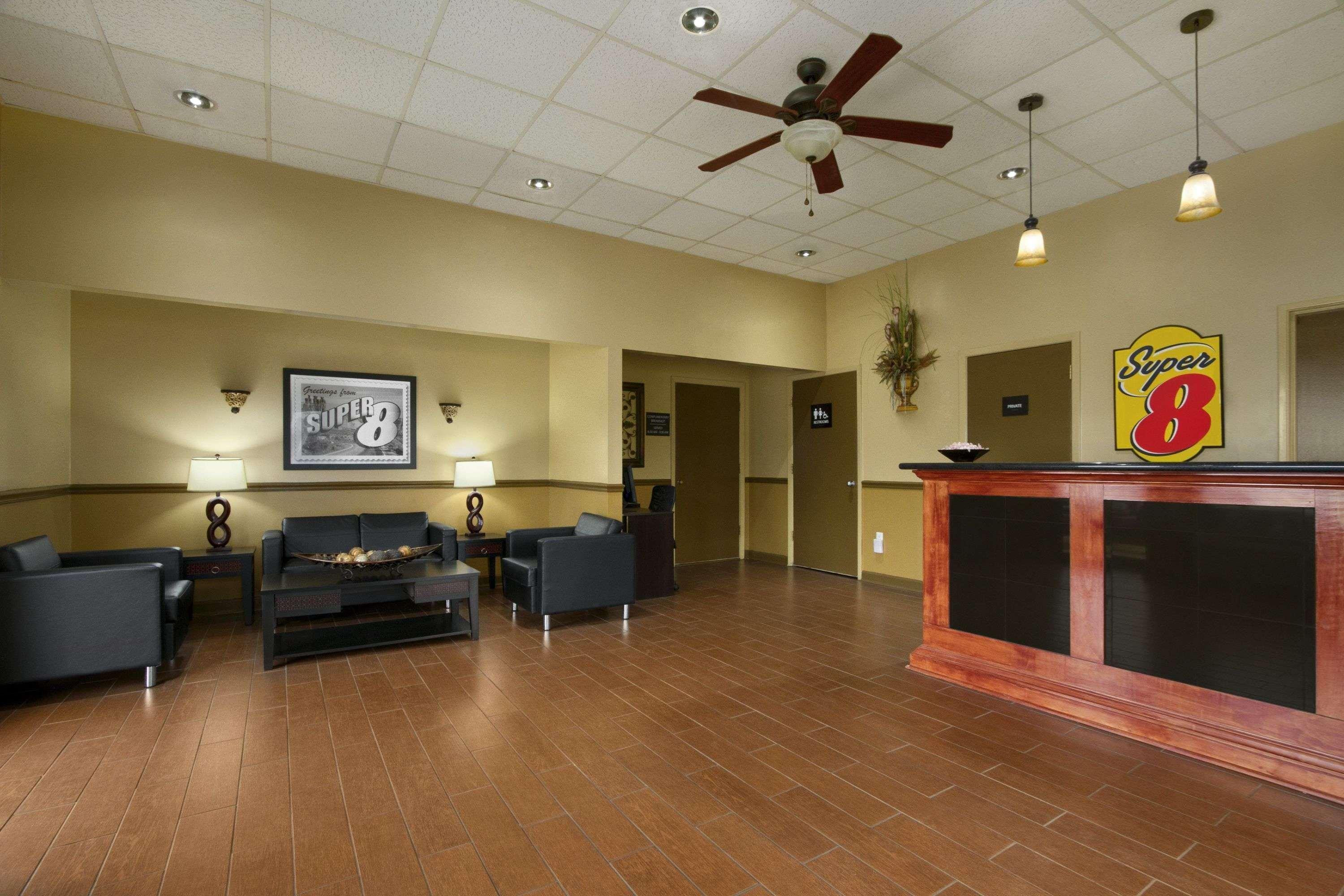 Motel Super 8 By Wyndham-Tupelo Airport Exteriér fotografie